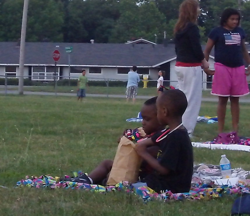 JUKO and Outdoor movies yogi bear 035
