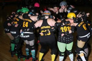 dire skates, roller derby